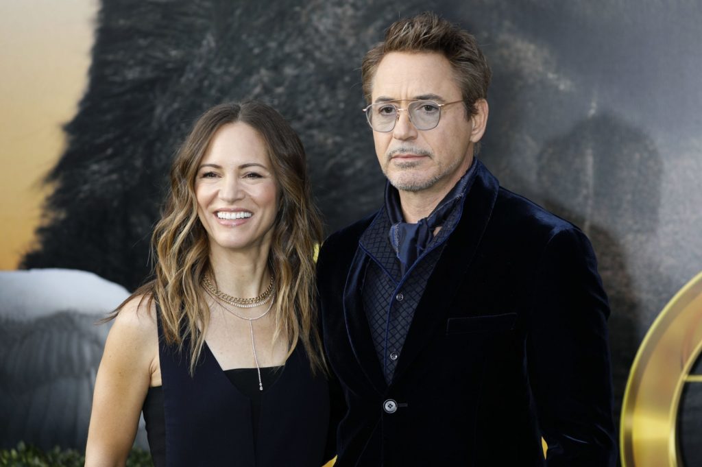 robert-downey-jr-apple-lure