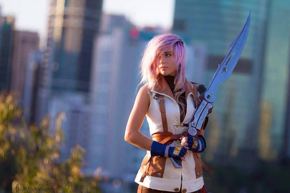 Alanah Pearce as Lightning