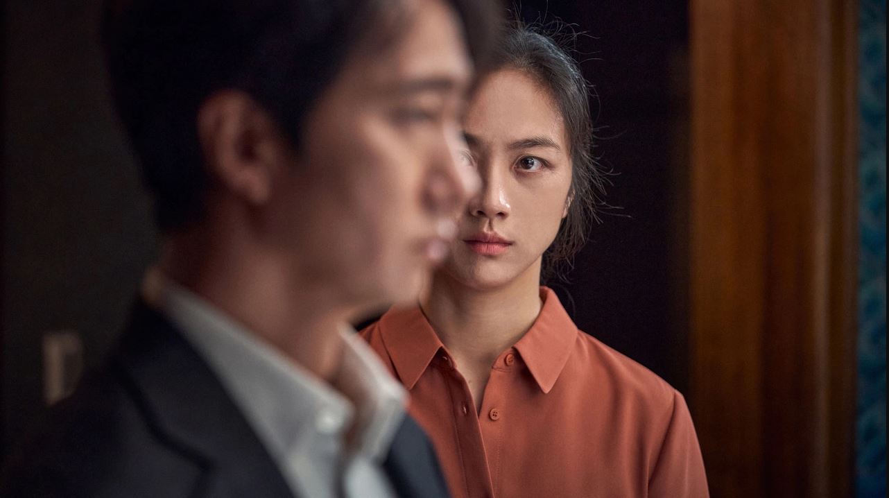 Decision to Leave Review (2022): Park Chan-Wook’s Romantic Thriller is Superb