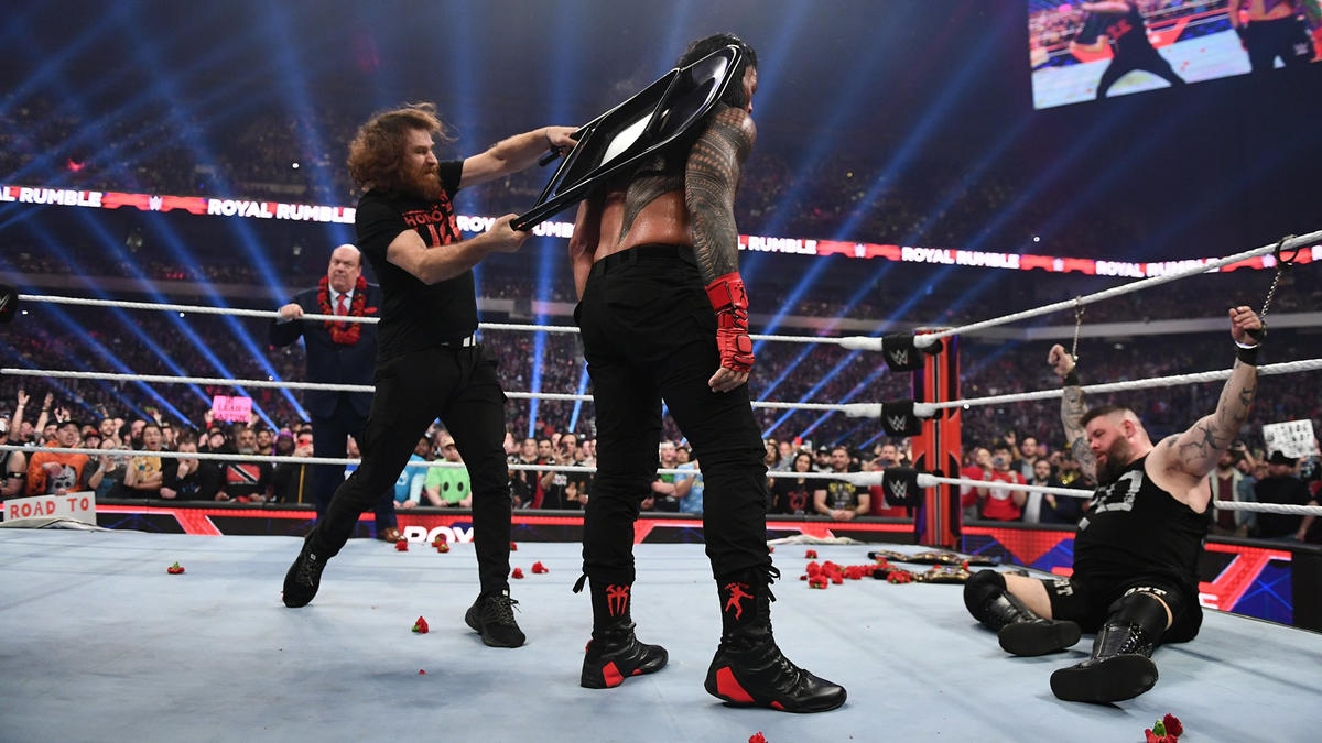 WWE Sami Zayn Roman Reigns