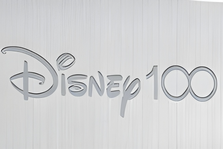 Disney 100 Pixar SteelBook