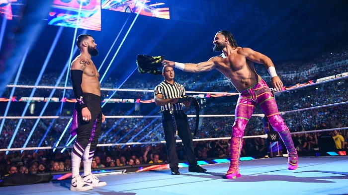 WWE Finn Bálor and Seth Rollins